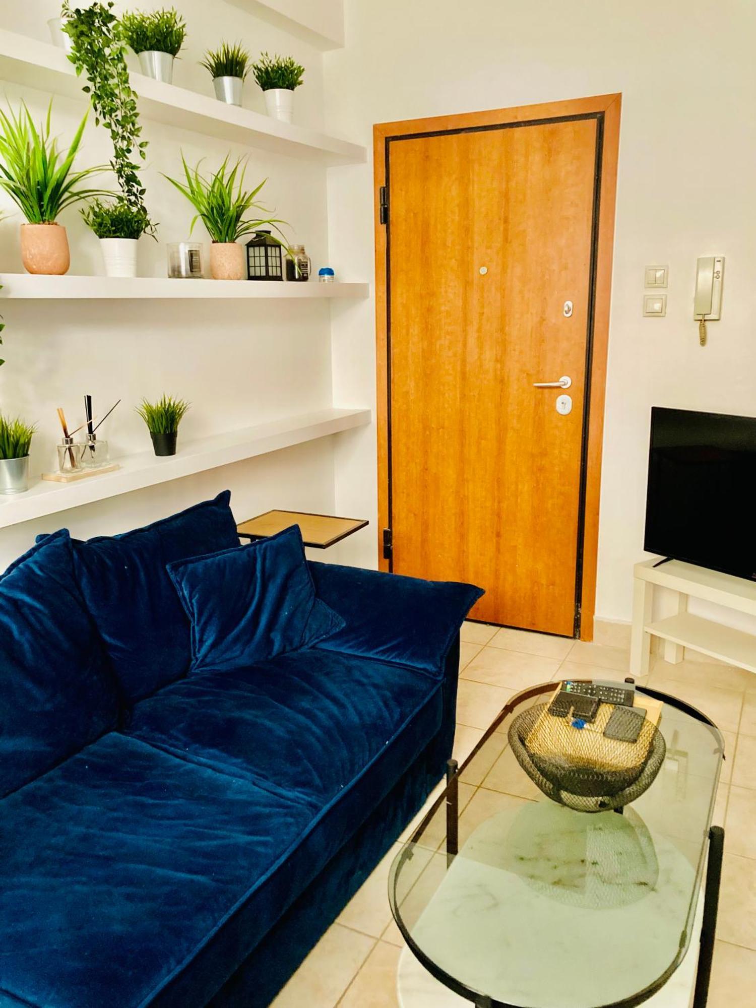 Ilisia Apartment Next To Metro Megaro Mousikis Athens Luaran gambar